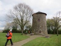 Dann schauen wir uns den Windmühlenturm etwas genauer an.