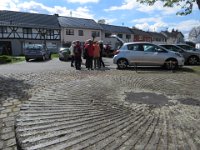 Wir sind zurück im Ortskern von Fritzdorf.